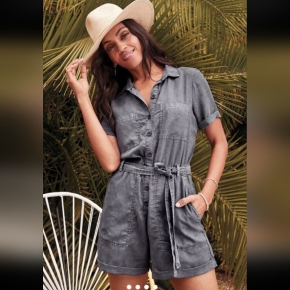 Cloth and Stone cotton romper size S